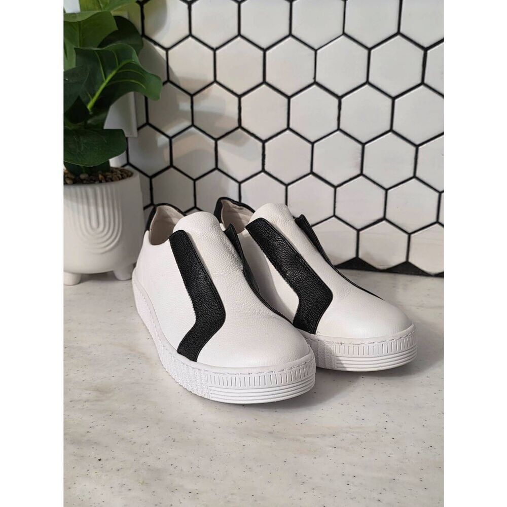 Gabor 23.205 Black & White Slip On Sneakers Size 5 1/2